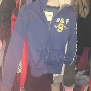 Abercrombie sweater